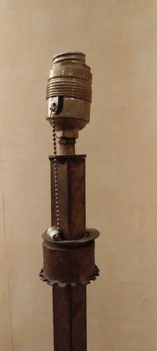 Lámpara de pie vintage metal dorado