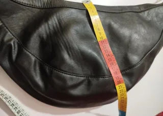 Bolso piel sintética Zara negro