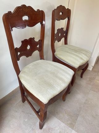 Juego de 2 Sillas Antiguas Tapizadas