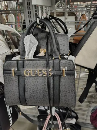 Bolso Guess Rojo y Negro