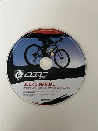 Bicicleta de montaña blanca . Marca BERG