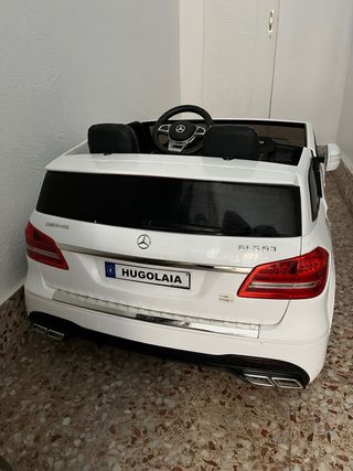 Coche eléctrico infantil Mercedes AMG