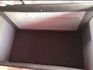 Cuna de viaje casi nueva