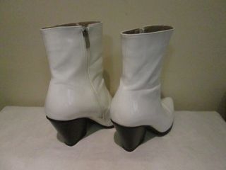 BOTINES DE VINILO CON TACÓN COLOR BLANCO Nº 39 EGO