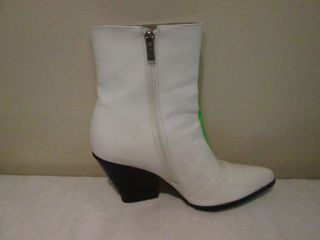 BOTINES DE VINILO CON TACÓN COLOR BLANCO Nº 39 EGO