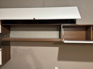 Mueble moderno salón madera y cristal