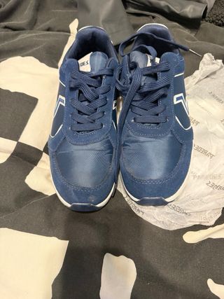 Zapatos de seguridad Paredes azules y plateados