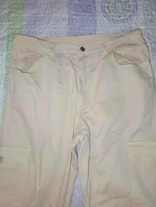 Pantalones cargo caballero beige