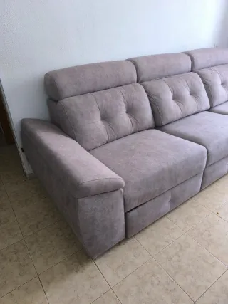 Sofá 3 plazas extensible a cama casi nuevas