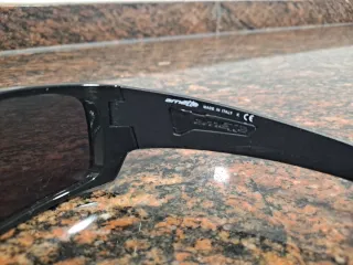 Gafas de sol Arnette negras