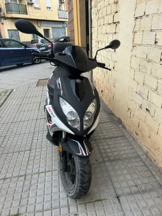 Keeway Fact Evo 49cc Scooter Automática