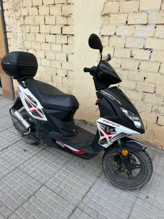 Keeway Fact Evo 49cc Scooter Automática