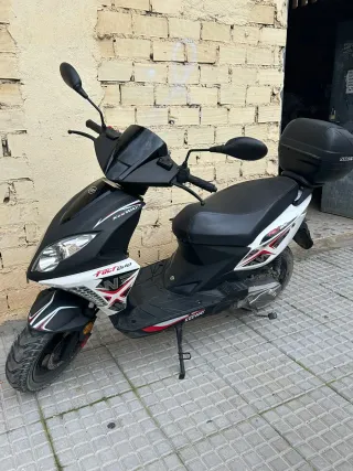 Keeway Fact Evo 49cc Scooter Automática