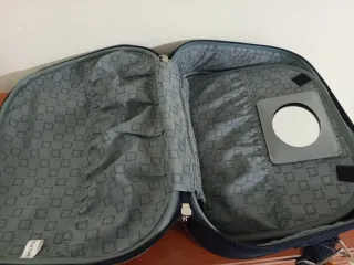 Neceser de viaje azul y gris