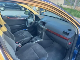 Opel Astra 2007