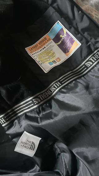 Cortavientos The North Face Negro