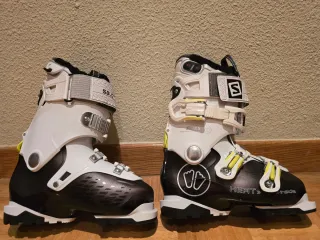 Botas nuevas de esquí. Salomon Heat Mujer 23.5