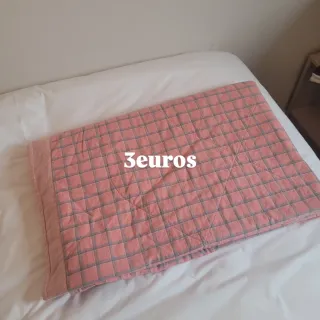 Zapatos negros y ropa