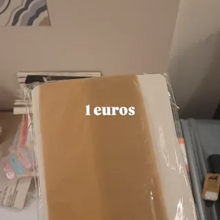 Zapatos negros y ropa