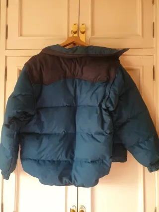 Cazadora acolchada hombre azul y negra