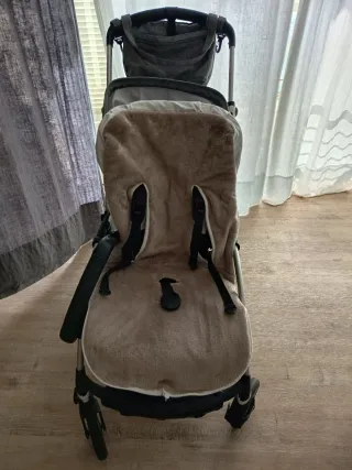 Bugaboo Bee 5 gris capazo y sillita