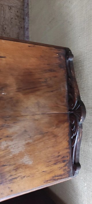 2 Mesitas de noche de madera