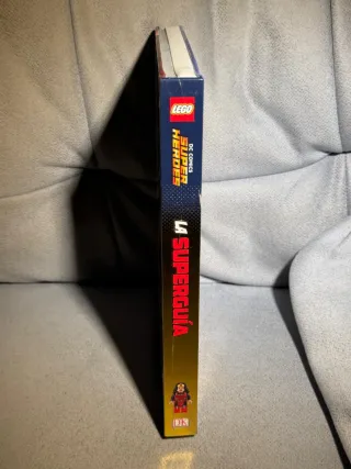 LEGO® DC Comics. Super Héroes la Superguía