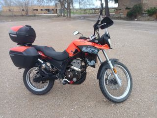 UM DSR Adventure TT 125