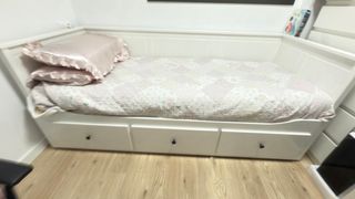 Cama divan ikea
