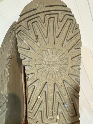 Zuecos UGG Tazz II Talla 39 muy buen estado.