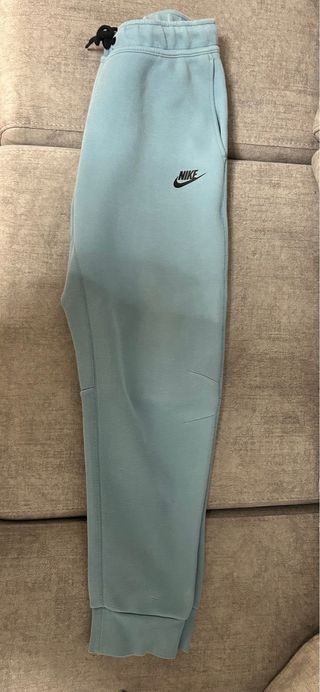 Pantalones Nike Tech Fleece PRECIO NEGOCIABLE