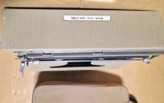 Macchina da scrivere Olivetti Lettera 22