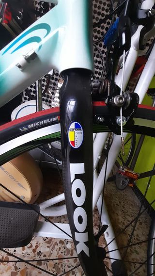Bicicleta de carretera Orippo Carbono