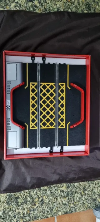 Scalextric Pit Box