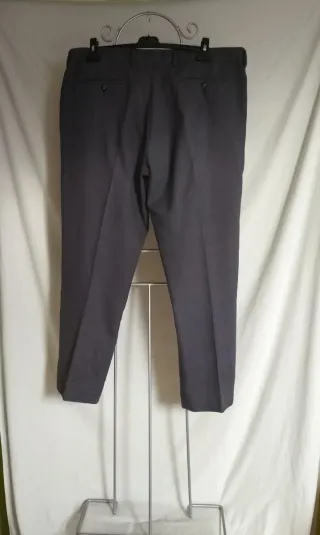 Pantalón gris T/54 largo 100