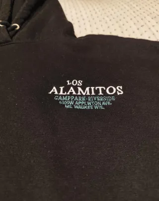 Sudadera con capucha negra