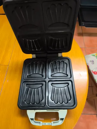 Sandwichera Tefal 4 sándwiches