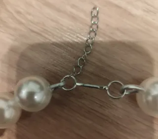 Gafas y collar disfraz señora