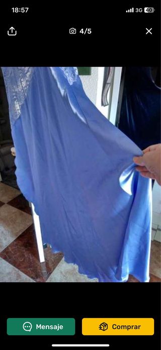 Bata y camisón de seda y encaje