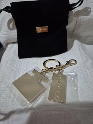 Portachiavi con sacchetto nero