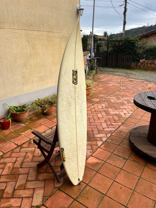 Tabla Surf 6'2 (32,4L) + Quillas FCS I
