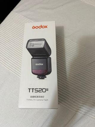 Flash Godox TT520III Cámara sin estrenar.