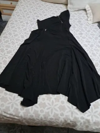 Vestido Mango Negro Cremallera Asimétrico