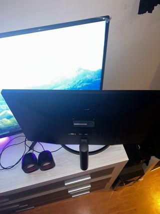 Monitor LG 27 140Hz + Altavoces