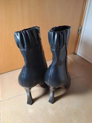 Botines Marco Tozzi Negros Tacón