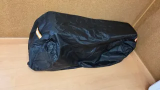 Banco de ejercicios y 2 mancuernas 15 kg. Y funda