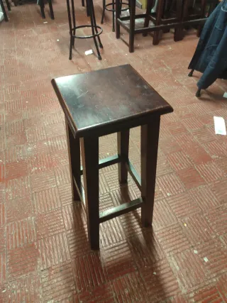 Taburete de madera alto (78cm)