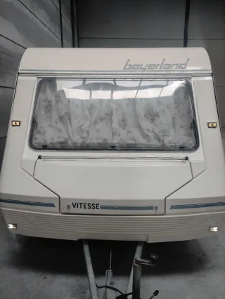 Caravana Beyerland 380 Vitesse
