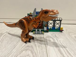 Lego Juniors Jurassic World 10758