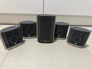 Altavoces JBL Negro y Plateado